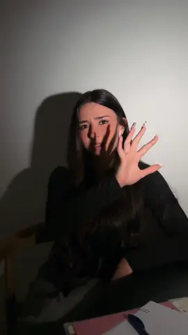 publi BASADO EN HECHOS REALES, por raro que suene, igual de real que el Heat&glow se activa con el calor 🔥  Ese dia todo era posible JAJAJA @Pelo Pantene #PerfectMatchpantene #hydrarevitaliza #pelopantene #panteneEspaña 