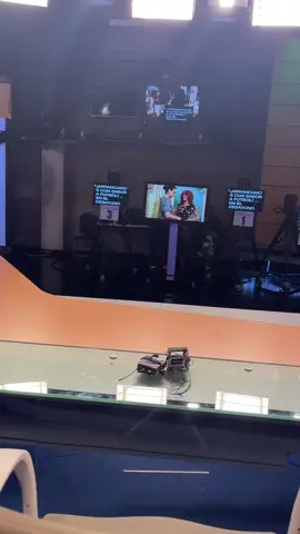 Así se ve un estudio de  televisión #panama🇵🇦 #fyp #xyzybca #paratiiiiiiiiiiiiiiiiiiiiiiiiiiiiiii 