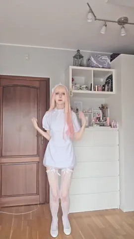 had to do this trend in marin too:>> #cosplay #marinkitagawa #trending #fyp #mydressupdarling 