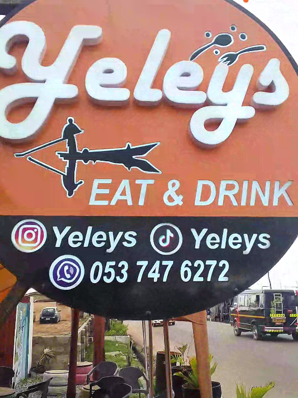 📍 @Yeleys Eat & Drink Was the location on this episode of Lee Eats Ak3 Daa Kw33 Tv  (Banku & Rice With Spicy Pork Feet Stew 😋) Contact Info  0537476272 Video Credit @Ben Hamms  #Foodlovers #fufuday #fooddiscoveriesinaccra #sundayspecial    #creatorsearchinsights 