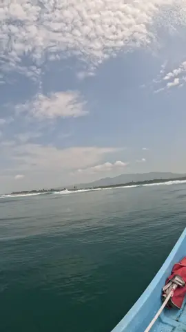 Saliendo del MAR de Fondo 🎣🦑🐠Algo Peligroso como Miel de Oso 🐻 🦈 