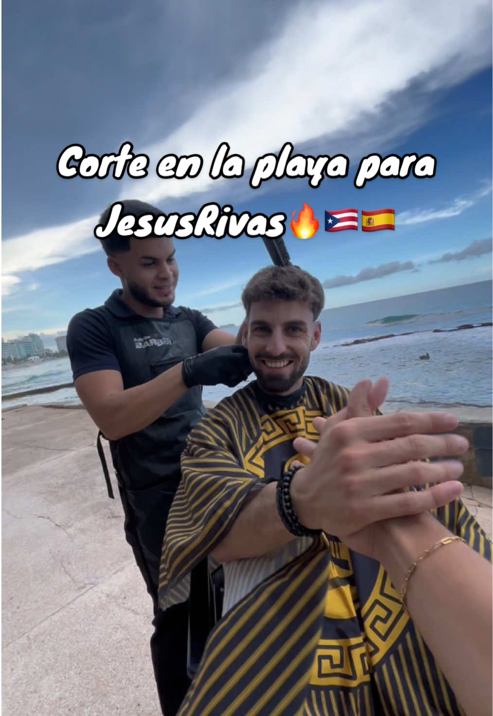 Un asicale en la playa para @Jesús Rivas 🇪🇸 con el @Lentayyy 💈 Los mosquitos lo jodieron to’😂🦟🇵🇷