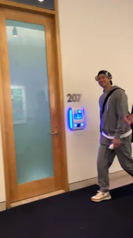 Leaving Game 4 & ran into Shohei Ohtani 🤯 #Dodgers #MLB #shotime #Ohtani #Fyp #Postseason #shook #NLDS @Los Angeles Dodgers  