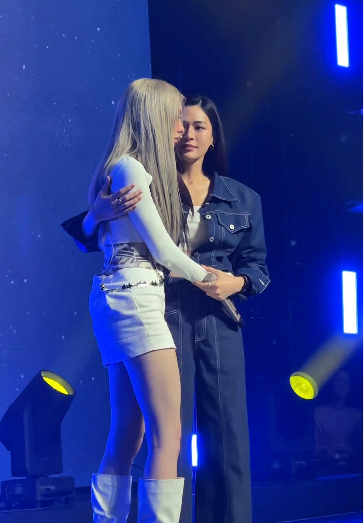 พี่ตะวันหล่อมาก🥹👭#หลิงออม #linglingkwong #เพียงเธอep13 #lingorm 