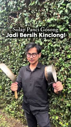 Sulap Panci Yang Udah Gosong Berkerak Jadi Bersih Kaya Baru Cukup Pakai Bubuk Kitchen Cleaner Dari Unikleen🤩 Panci Gosong Auto Kinclong Kaya Baru!👀 Checkout Sekarang! #unikleen #unikleenkitchencleaner #pembersihperalatandapur 