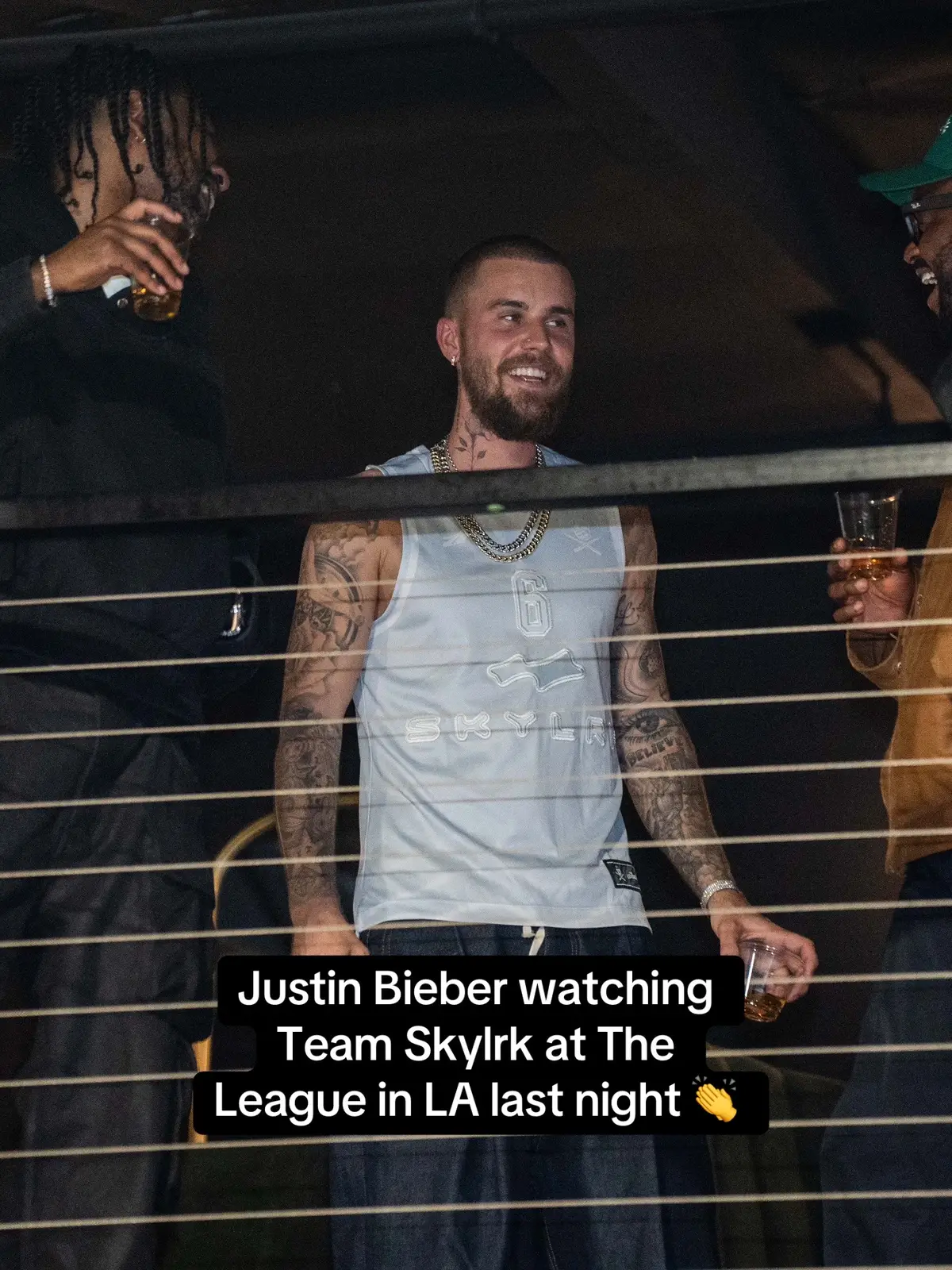 Justin Bieber watching Team Skylrk at The League in LA last night 👏