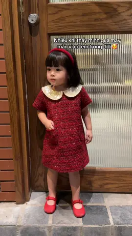 Em bé ơi lớn chậm thuii #xuhuong #chibunhouse #embe #thoitrangbegai #viral 