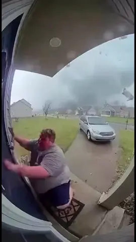 Why is this funny.🤣🌪️ #tornado #disaster #funny #viral #viralvideos 