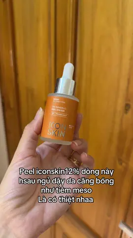 Căng bóng thu nhỏ lõi chân lông thì cứ quất em mandelic 12% icon skin nha mí bà  #xuhuong #iconskin 