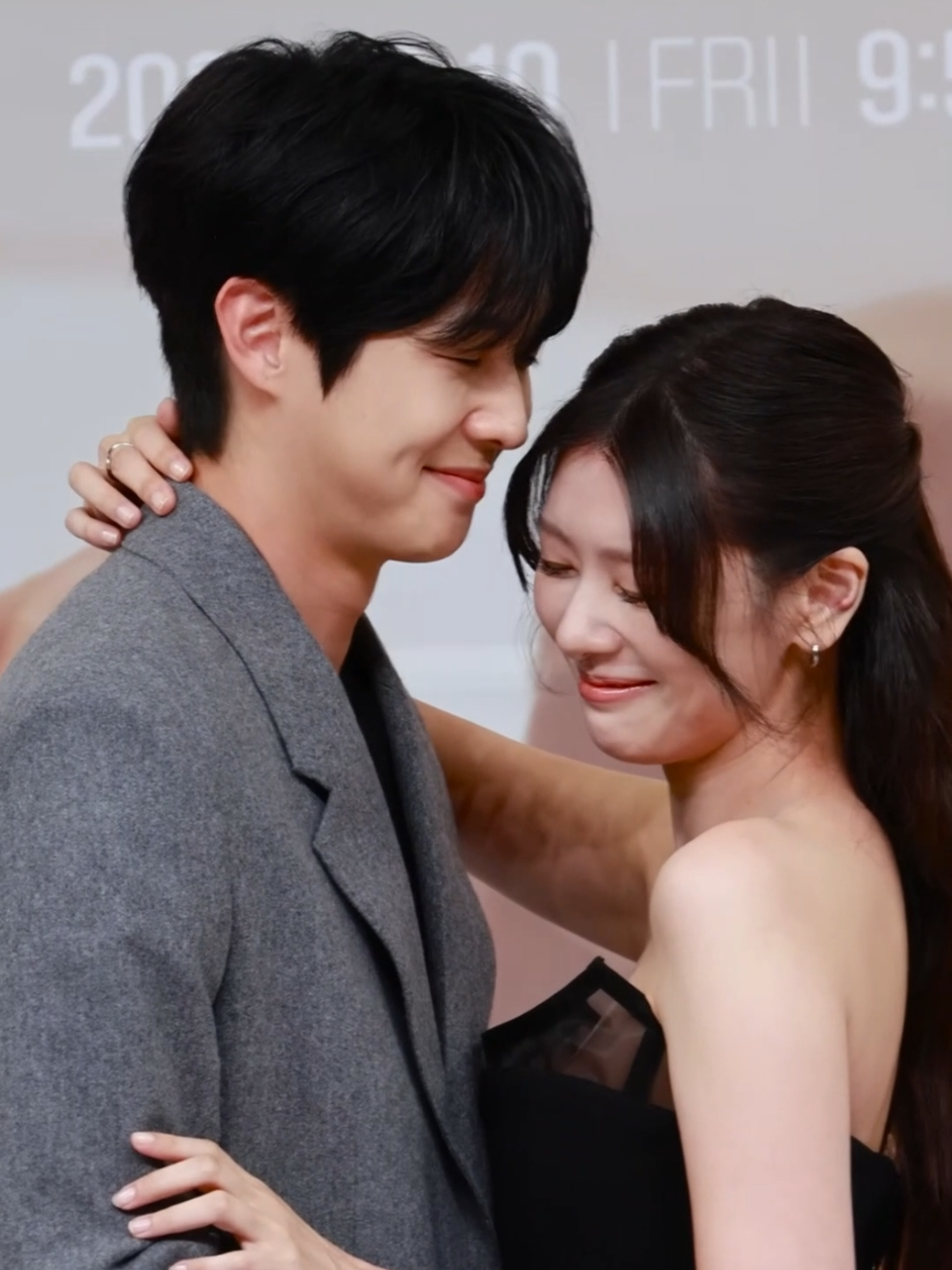 wooshik & somin make a gorgeous and stunning couple 😌💖  #jungsomin #choiwooshik #wouldyoumarryme #koreandrama #kdrama 