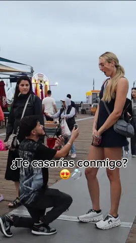 Me Case Con La Gringa Más Alta Del Mundo 😍😍😍 @Blondi🍉 #santamonica #playa #beach #amor #novia 