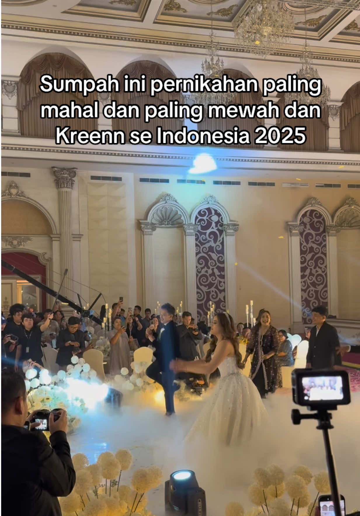 Kelen datang gaakk wehhh?ke acara nya bg vitooo???@Vito Sinaga Krenn kali sumpaahh😍🥳 #fyp #anakmedan #kurirkribolantham #tukangpaket #vitogetherivana 