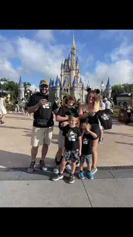 Can’t believe it’s already been a year! Our sweet little caboose #momof4 #disney #pregnancyannouncement 