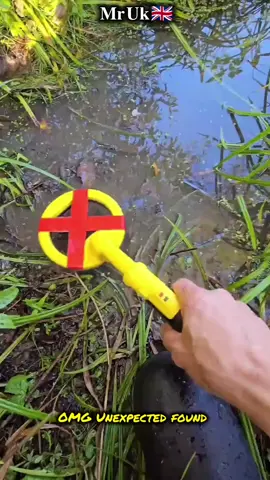 OMG Unexpected found. #creatorsearchinsights #foryoupage #viralvideo #metaldetecting #underground                  @TikTok @tiktokglobal @TikTok UK @tiktok creators @tiktokshop_ph @TikTokworldwide