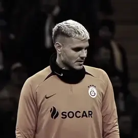 Bahar hemen gelsin.... #galatasaray #socceredit #football #fypシ #CR #keşfet #keşfetteyiz #tiktokturkiye #tiktok 