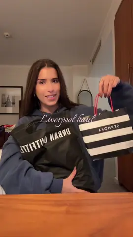 Finally in Liverpool! #haul #shoppinghaul #sephora #makeuphaul #makeup @sephora @MERIT Beauty @REFY @Hourglass Cosmetics @ONE SIZE BEAUTY  @Urban Outfitters Europe @STARFACE @SHISEIDO 