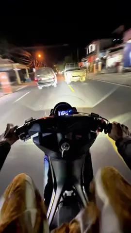 Dr awal sdh ugal ugalan tuh pickup#pickup #jalanan #cahayabiled #epyepe @_wyd1 