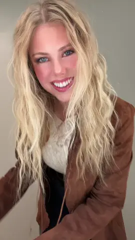 Born to live in the 70s, I think 🤔 #fleetwoodmac #70sstyle #fashion #retrostyle 