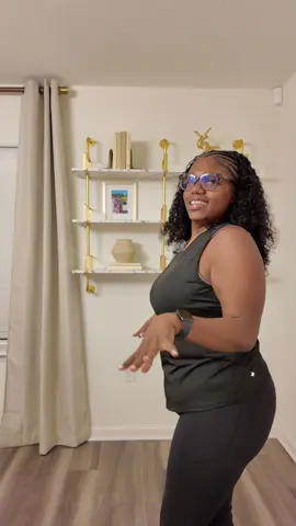 I can’t wait to wear these leggings to my next Pilates session ! The even give my romp a nice look 🤣 @Halara_official #halaraleggings #halara #ultrasculpt 