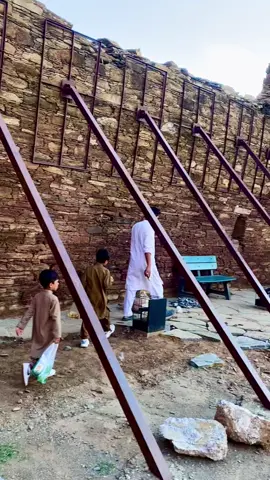 #GUEES LOCATION 👈#unfrezzmyaccount 🙏#foryoupage #viwesproblem 🥹#fypppppppppppppp @Salman khan 4 vibes🌹  @VILLAGE LIFE ✅ 