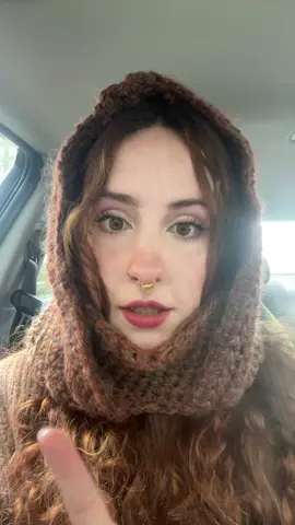 i did half double crochet in the back stitch for the hood then singles for the next piece :) #fyp #crochet #winterfashion 