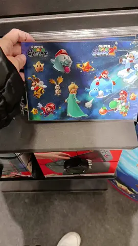 Que quelqu'un m'explique ?  #mario #wtf #tiktok #fnac 