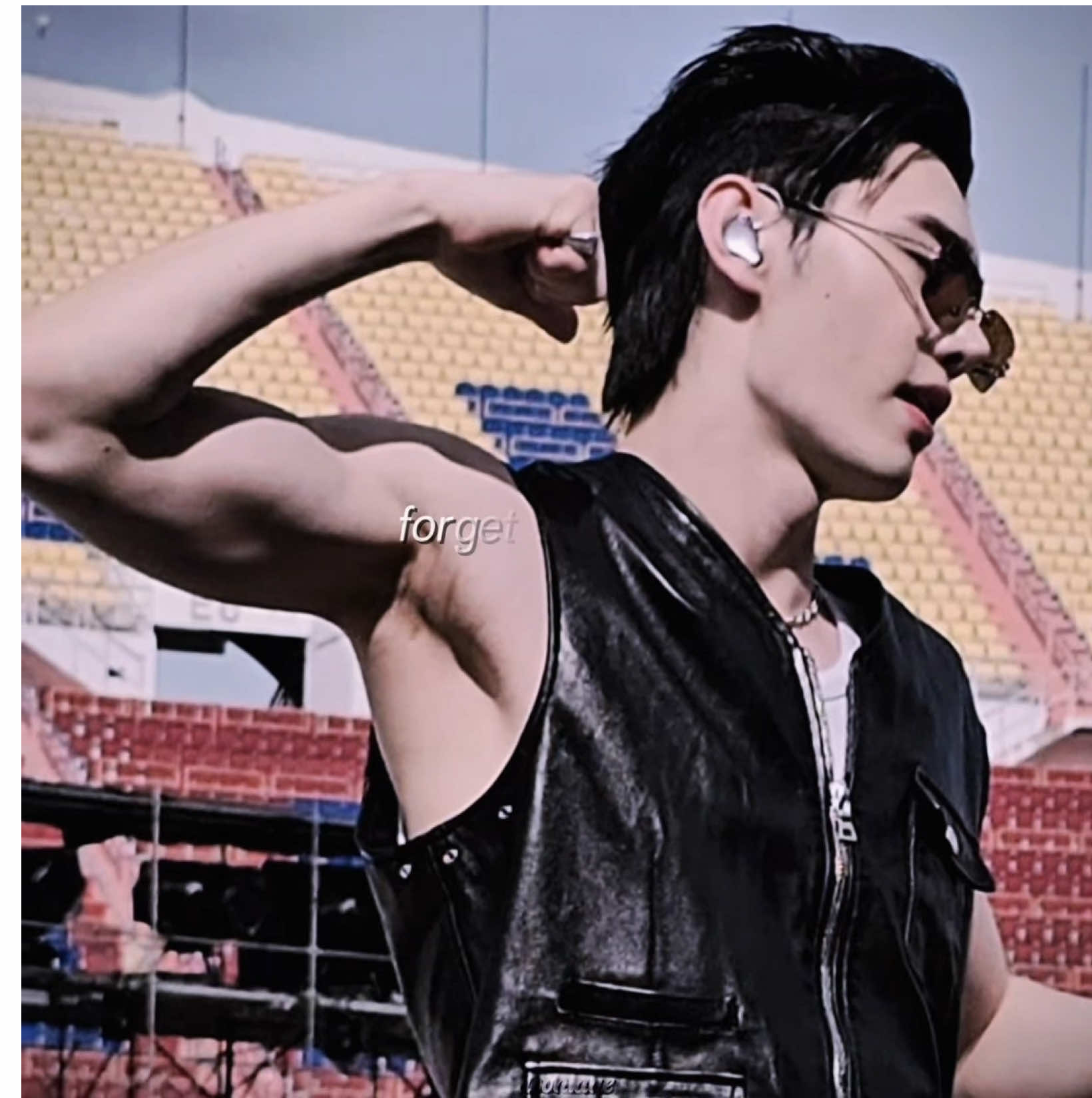 #PARKSUNGHOON | vente para el hotel room hoon 😛 | ib: @𝗓𝗎𝗁𝖺 ⏾ | #fyp #sunghoon #sunghoonedit #sunghoonenhypen 