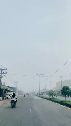 dengan vibes nya@rayola #minangfyp #rayola #vibes #foryoupage 