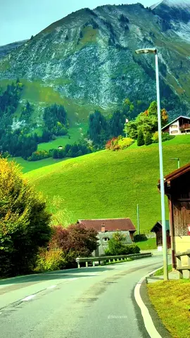 #swissroads 🇨🇭#roadtrip #swissalps #sisiswiss #swissbeautiful 