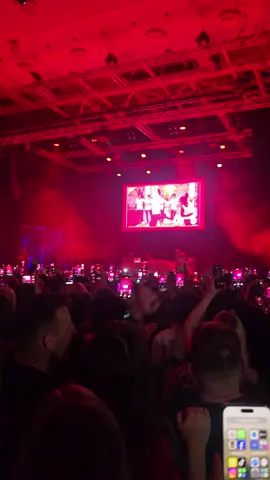 This is your sign to go to a Party101 concert! #Party101wolverhampton #party101withdjmattbennett #wolverhampton #fyp #victorious @Party101 with Matt Bennett! @The Halls Wolverhampton 