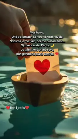 Ndonjëherë nuk duhen fjalë… mjafton prania e dikujt që të ndien edhe në heshtje. Sepse dashuria e vërtetë nuk largohet — ajo qëndron aty, gjithmonë, edhe kur nuk e thua #kujtime #dashuri #ndjenja #zemra #emocion 