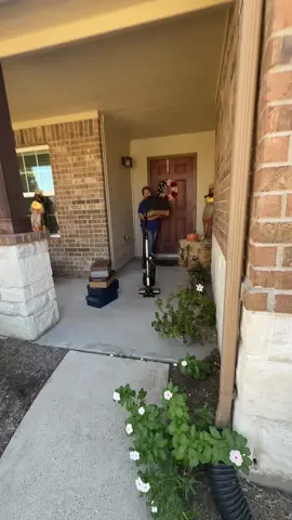 Siempre pelea, por lo que me regala#limpiezadecasa #sketch #frypgシ 