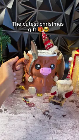This is the cutest cow I've ever seen🥹🎁#cupholder #icecream #christmas #christmasgift 