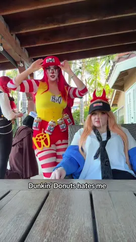 She’ll learn to love me @dianaistrash @Sean C. Swanson #halloween #fastfood #dunkindonuts 