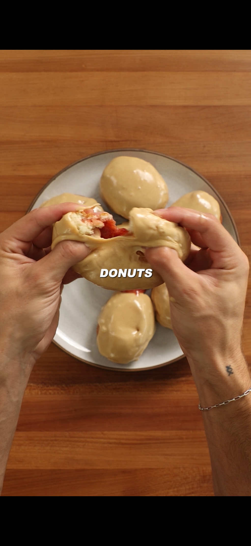 It’s peanut butter jelly time #fyp #foryoupage #food #cooking #foodasmr 