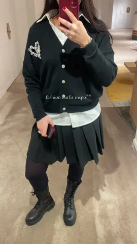 Outfit of the day 🖤 #OOTD #outfitinspo #fashiontiktok #falloutfit #fyp 