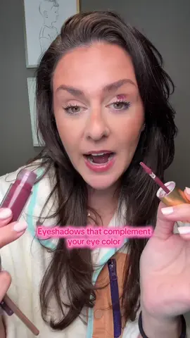 Eyeshadow that makes your eye color pop! @Stila Cosmetics knows exactly what they’re doing! #eyeshadow #eyecolor #liquideyeshadow #tiktokshopcreatorpicks #tiktokshopblackfriday 