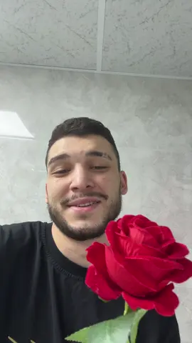 Mekanı cennet olsun büyük sanatçıydı 