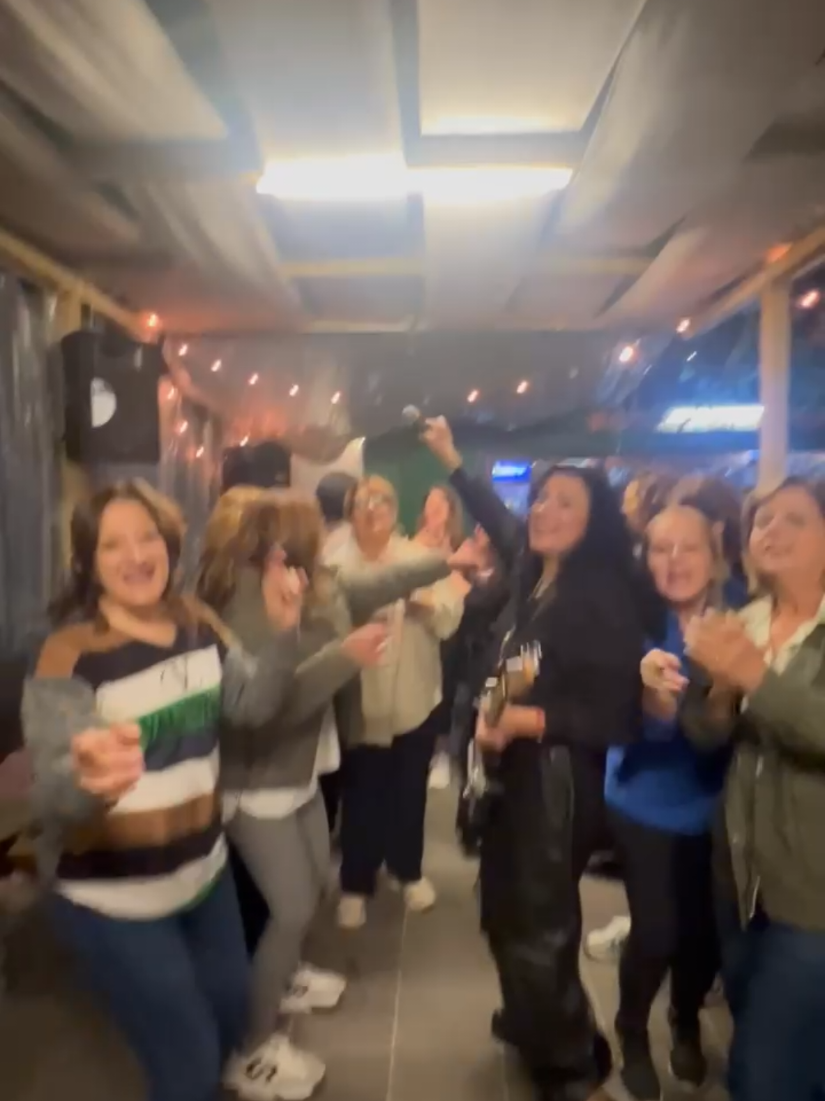 📍مطعم Porch of Eden إهدن جبل سيدة الحصن-لبنان🇱🇧 🕰كل ثلاثاء لغاية آخر الصيف 📩 للتفاصيل والحجز 🌎 اسم المطعم على غوغل: Porch of Eden @Porch of eden @Dalida chedid #groupsinging #feelthemusic #healingwithmusic🎶 #musictherapy #vibesthatheal 