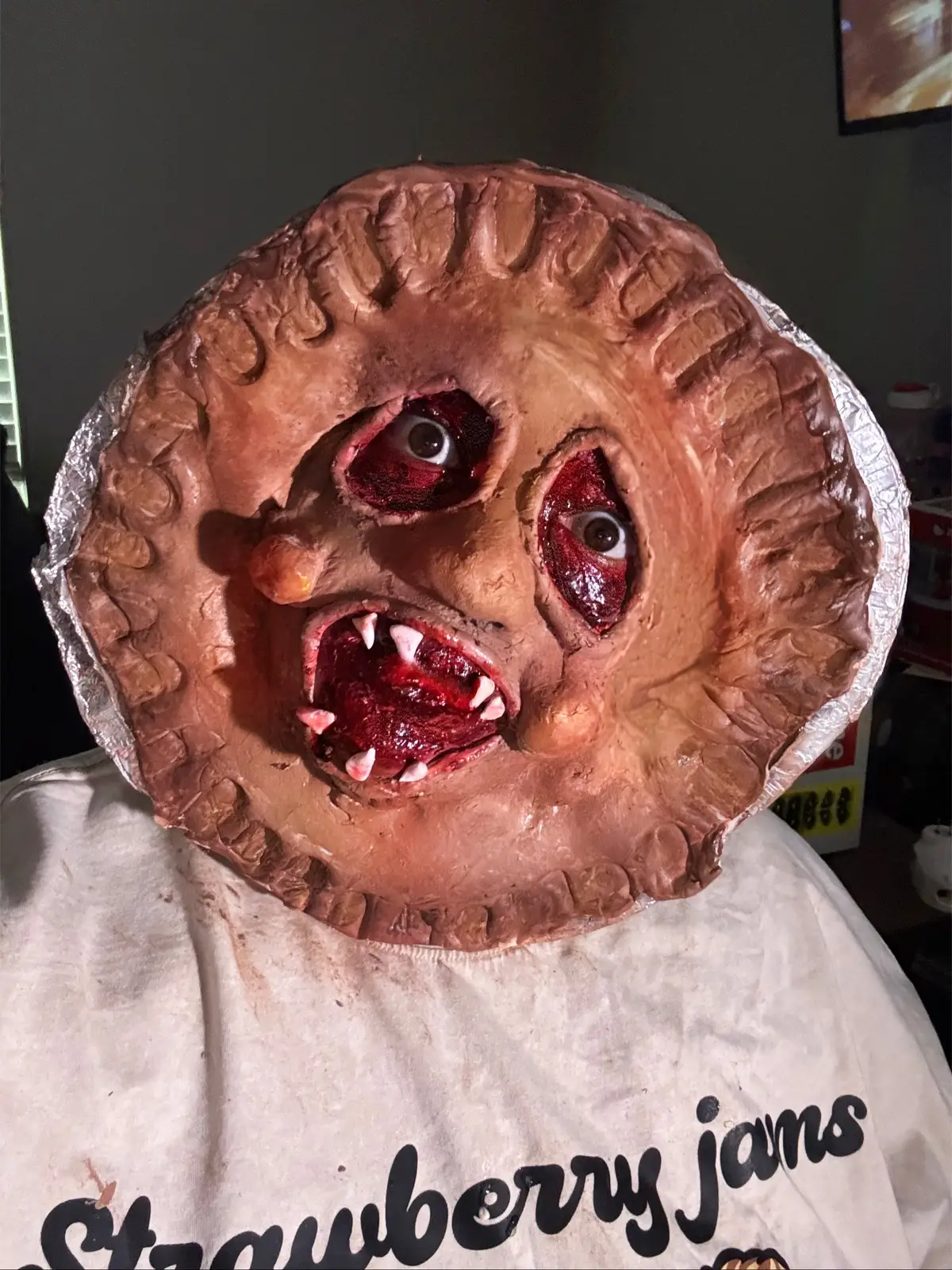 BAKED.  🥧 Ib: @ruthie ✨ #halloweenmakeupideas #cherrypie #spookyszn #viralllllll #scarystories 