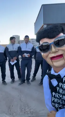 𝗣𝗶𝗿𝘂𝗹𝗼, 𝗮𝗰𝗰𝗶𝗼𝗻𝗶𝘀𝘁𝗮 𝗱𝗲𝗹 𝗰𝗮𝗼𝘀: 𝗘𝗽𝗶𝘀𝗼𝗱𝗶𝗼 𝟯 ⚡📺 Pirulo sigue tomando decisiones, pero esta vez… ¡le tocó esperar! Y cuando Pirulo espera, Ferretti tiembla 😬 #AccionistaDelCaos #Ferretti30años #30añosconstruyendoconfianza #AniversarioFerretti