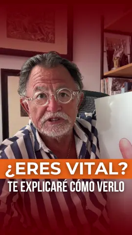 ⚡ ¿Sabías que tu vitalidad también se ve en la mano? ✋ La distancia entre la línea de la vida y el anillo familiar revela tu energía interior: 🌿 Si es amplia → Vitalidad, fuerza y ganas de expandirte. 🌙 Si es estrecha → Energía más limitada, tendencia a guardarte, a protegerte demasiado. 💡 Tus manos no solo hablan de lo que vives… sino de la intensidad con la que eliges vivirlo. ✨ La vitalidad no es cuestión de suerte, es la huella de tu propia esencia.