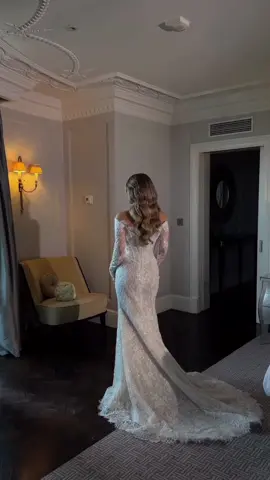 Bride 😍 بفستان من تصميم @СВАДЕБНЫЙ САЛОН 