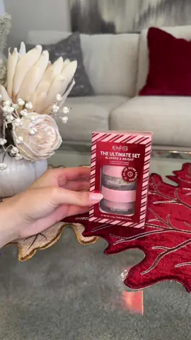 The ultimate blurred and bright set absolutely so cute and perfect for the holidays @ONE SIZE BEAUTY #fyp #onesizesettingpowder #onesizebeauty #holidaygiftset #settingpowder 