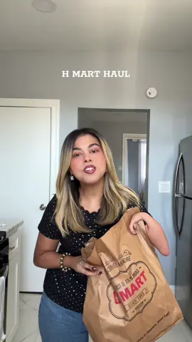 Do we like this typa content ?  #hmart #hmartfinds #groceryshopping #nycinfluencer #nyccontentcreator  H mart haul 