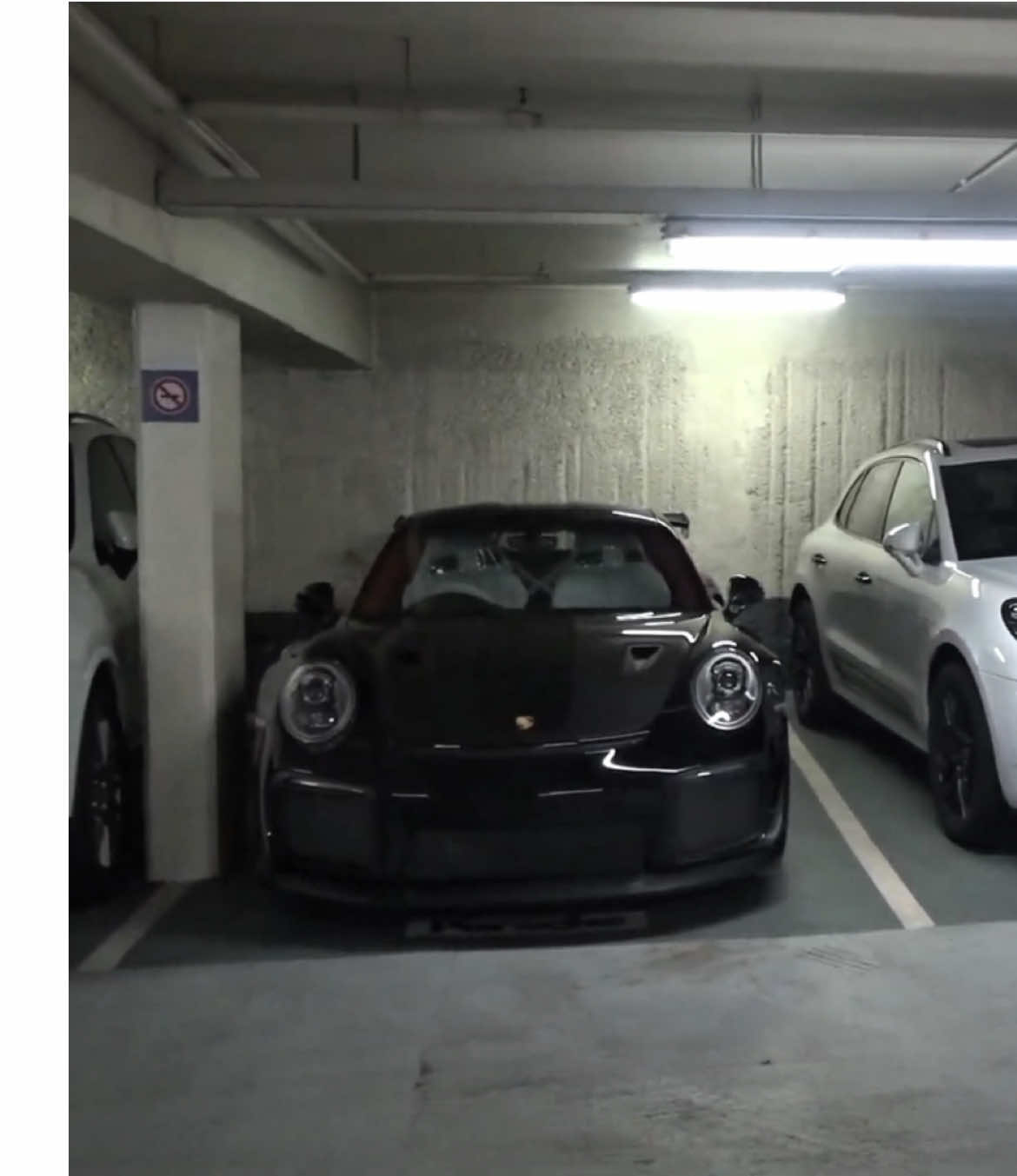 - porsche 911 GT 2 RS - #trustyourdream #happynation #sucess #moneytalks #fyp 