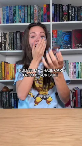 Replying to @Ediaan Smit W shirt gives W pulls I guess 🥹 #pokemoncards #pokemontcg #pokemon #pokemonchasecards 