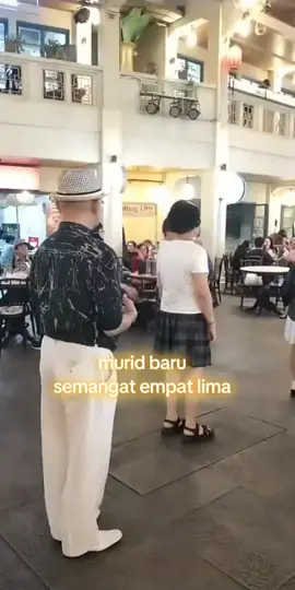 #tiktoklive #livehighlights murid baru semangat latihan biar lancar 