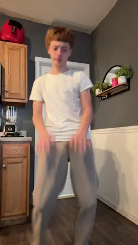 Dc:@Prettyboywil #fyp #viral 