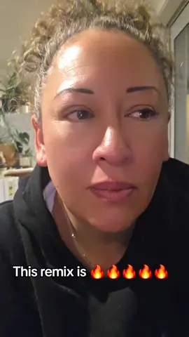 fuxking looooooveing this remix..  . #remix #viral #fyp #reaction #māoritiktok 